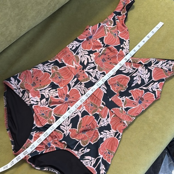 Seea Frida One Piece Swimsuit in Mabel Size Medium Sold by Free People 55 - Picture 9 of 12